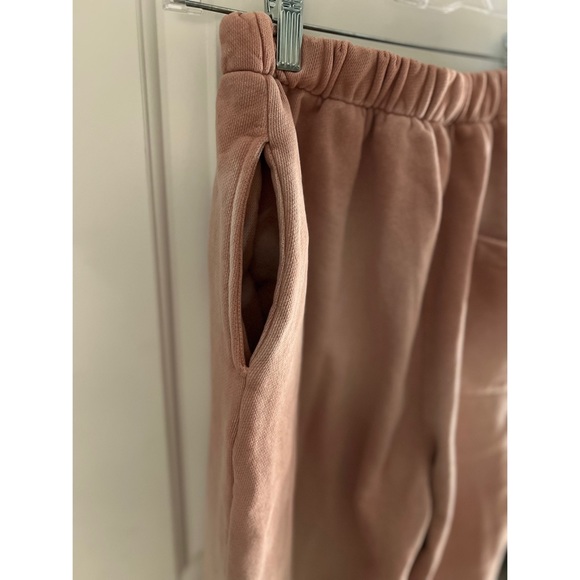 NWOT Boys Lie ‘key to my heart’ Sweatpants - Picture 6 of 6